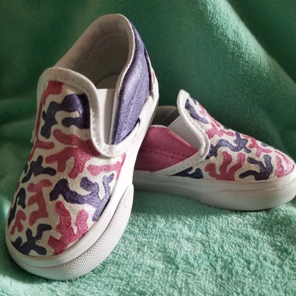 Kids Van's Camo Customs size 4.5